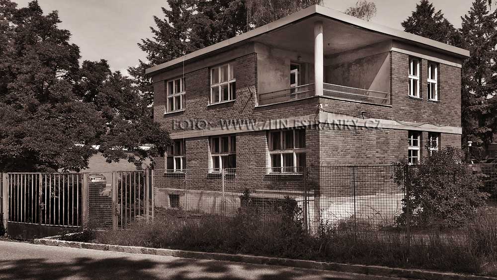 1928 - Zálešná - Havlíčkovo nábř. 3019 - vila ředitele Baťovy nemocnice