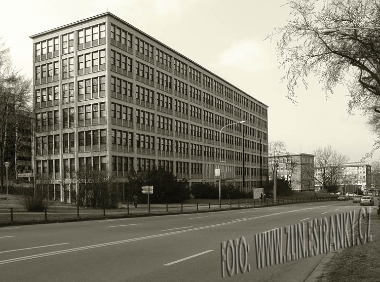 1950 - třída Úderníků - budova ONV