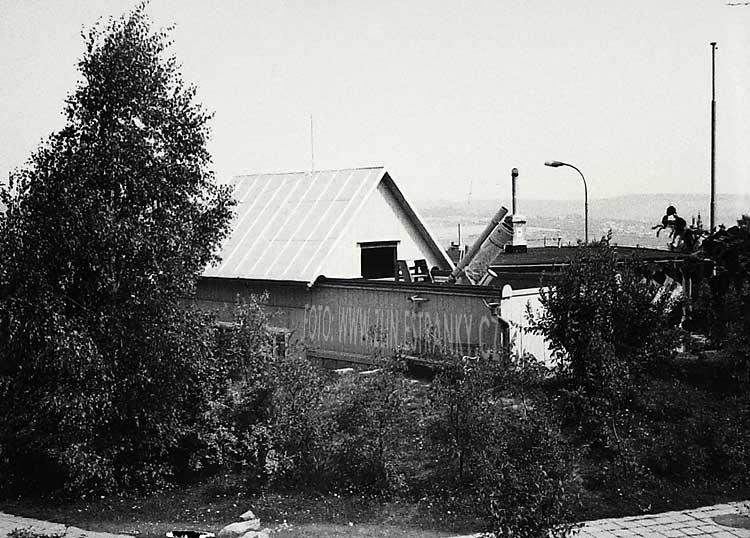 1953 - Lesní čtvrť III. - hvězdárna s odsunutou střechou